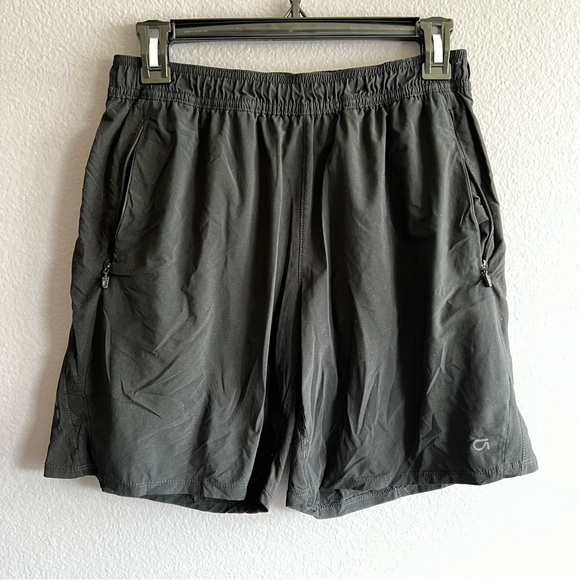 Gap Fit 2 in 1 Dry Fit Shorts - Size Small - Picture 1 of 9